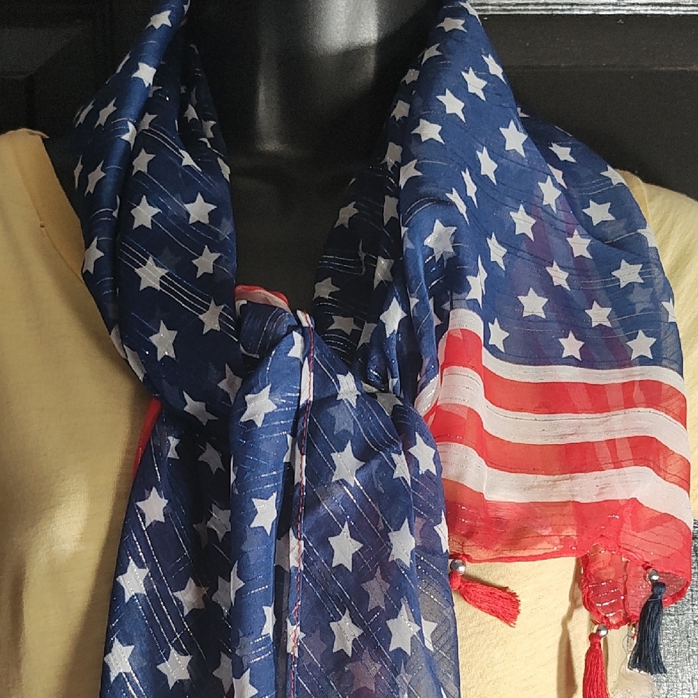 Stein Mart Red Scarf with Stars and Stripes - Picture 6 of 11